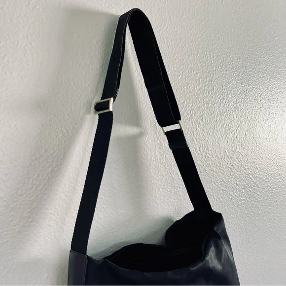 ⬇️ PRICE DROP⬇️Prada Black Nylon Crossbody Bag Adjustable strap - Picture 6 of 13